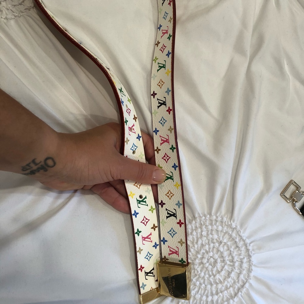 Louis Vuitton belt in good condition